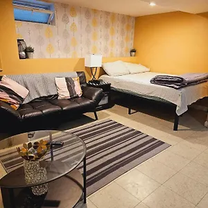 Warm Queens 5 Min From Laguardia 1 Min From Train United States