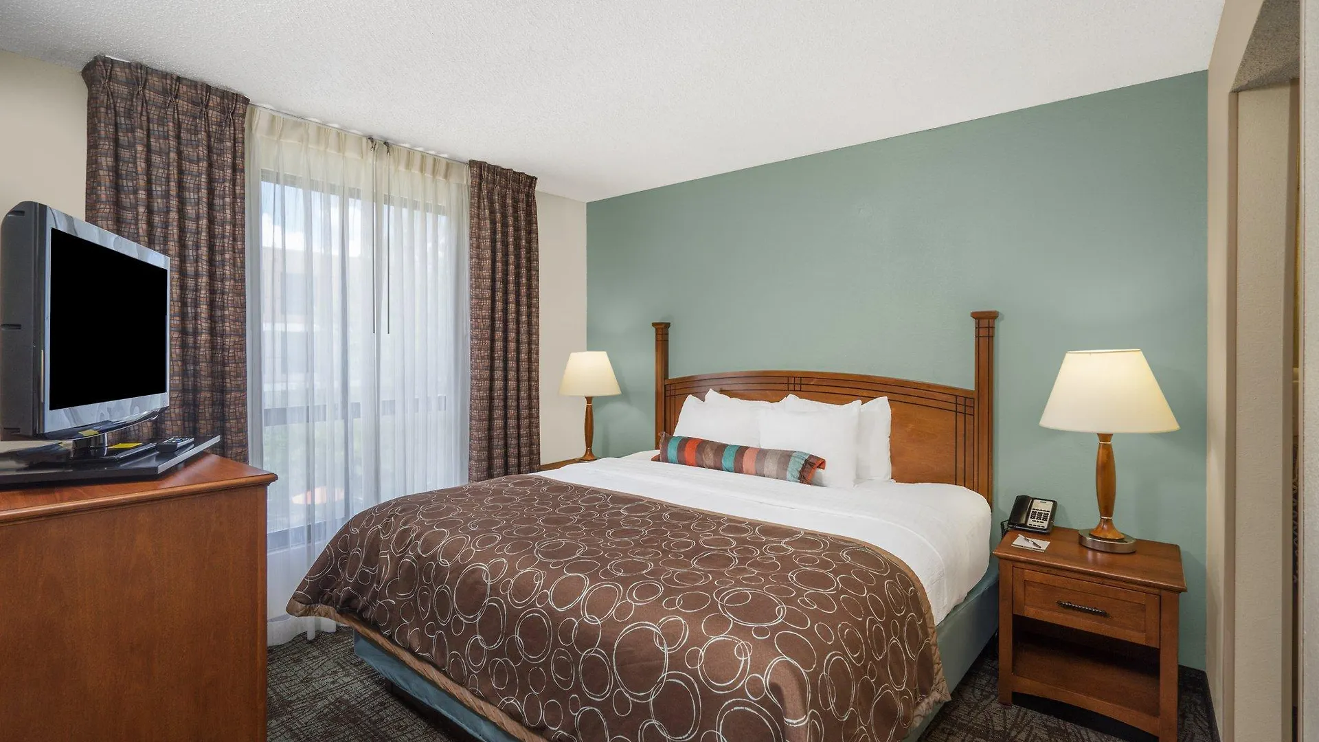 Hotel Staybridge Suites Memphis-Poplar Ave East By Ihg